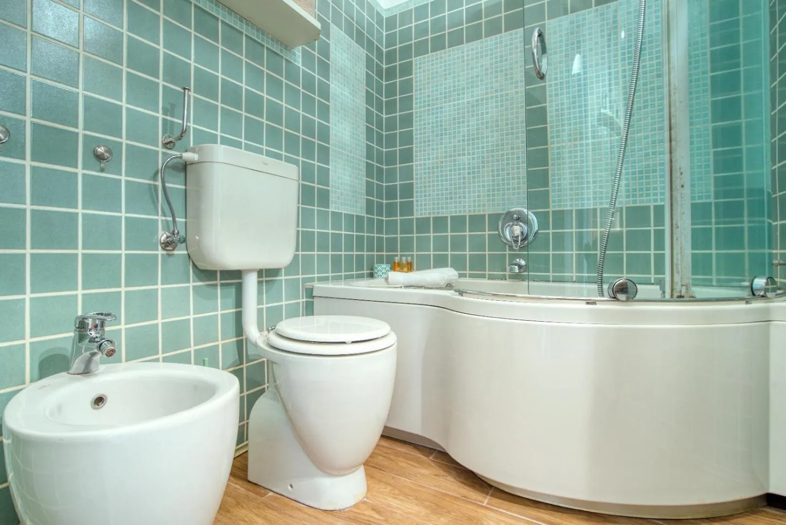 Apartment Caseospitali - Deangeli Nest Romantico Bilocale Di Design In Zona De Angeli, Rinnovato E Accessoriato Milan