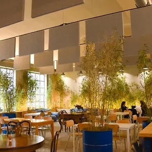  Hostel Bovisa Urban Garden